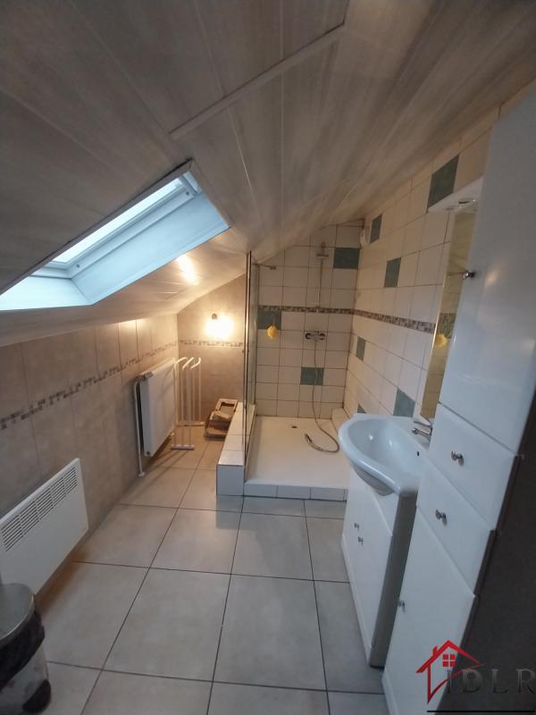 Propriété - 100 m² - 5 pièces