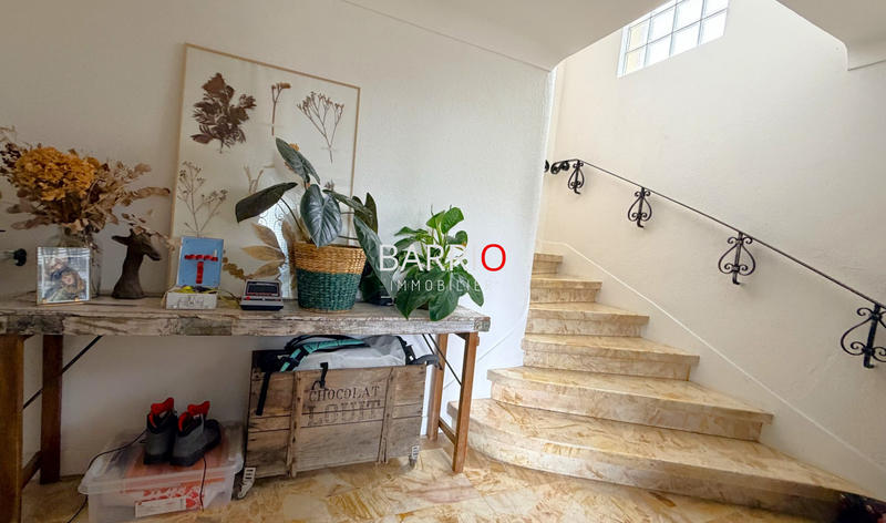 Villa - 215 m² - 7 pièces