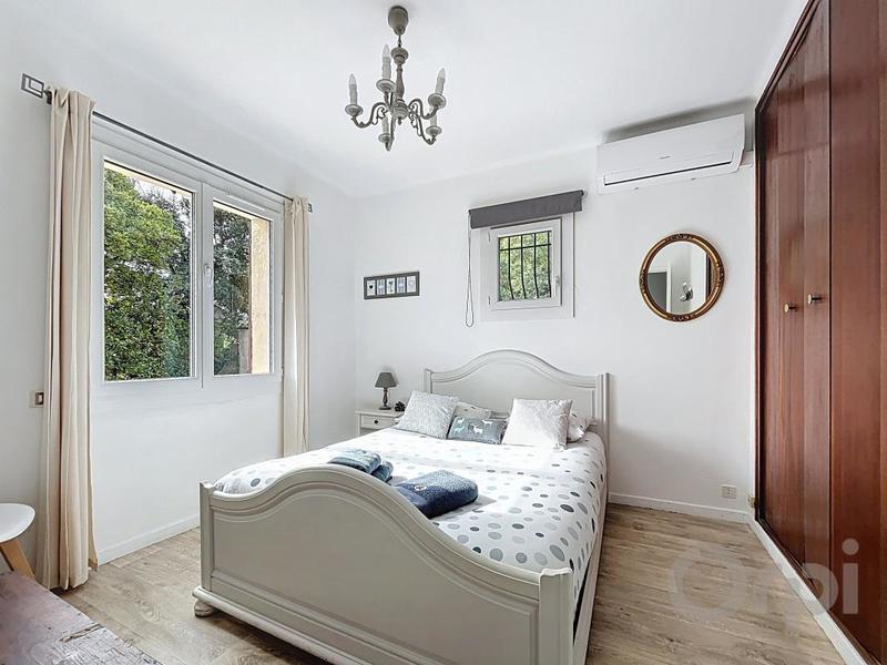 Maison - 143 m² - 5 pièces