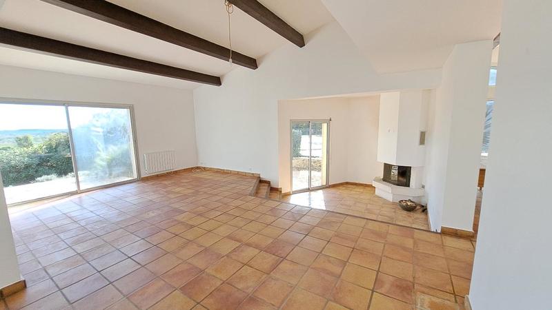 Maison - 208 m² - 6 pièces