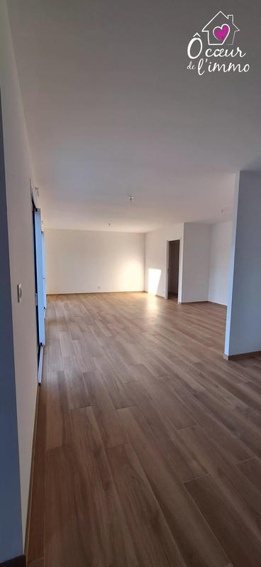 Maison - 99 m² - 5 pièces