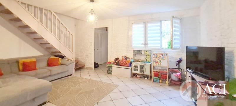 Maison - 88 m² - 4 pièces