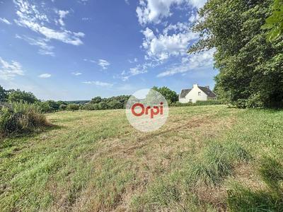 Terrain constructible - 1 484 m²