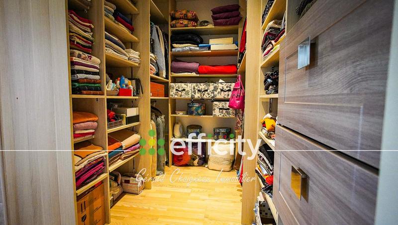 Maison - 177 m² - 6 pièces