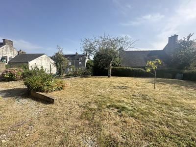 Maison - 64 m² - 4 pièces