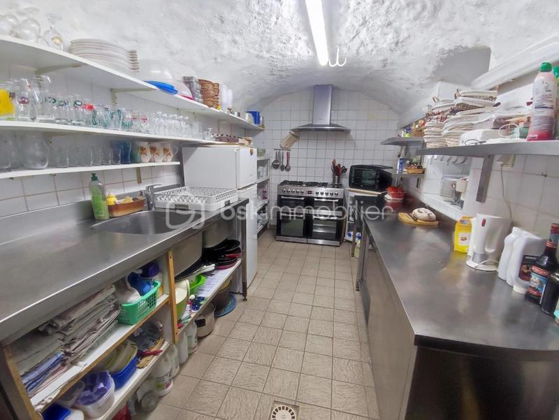 Local commercial - 45 m² - 2 pièces