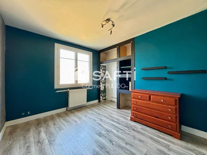 Maison - 210 m² - 9 pièces