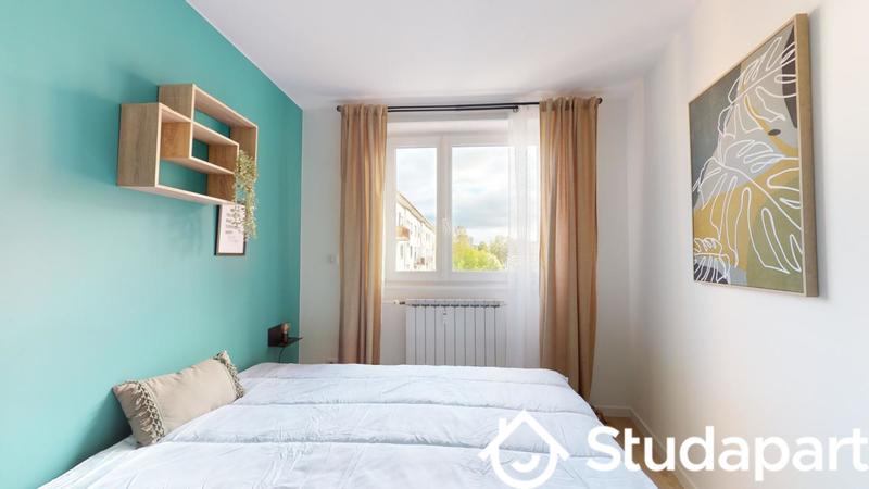 Chambre - 9 m² - 1 pièce