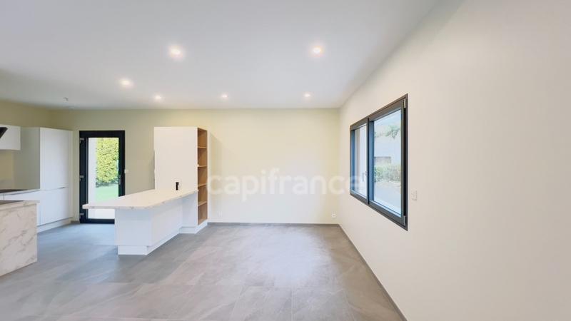 Maison - 122 m² - 5 pièces