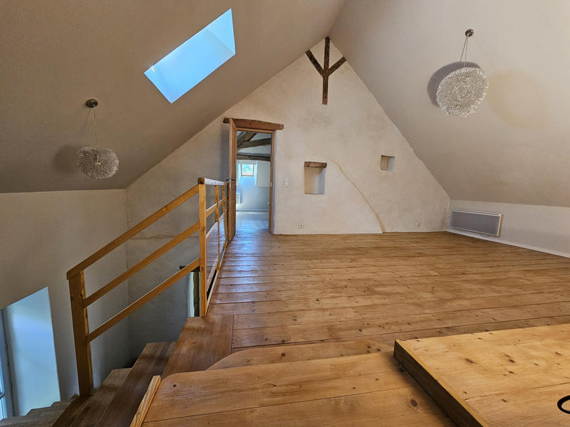 Maison - 210 m² - 9 pièces