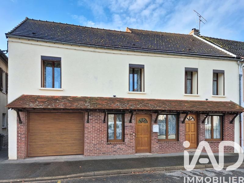 Maison de village - 216 m² - 8 pièces