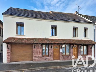Maison de village - 216 m² - 8 pièces