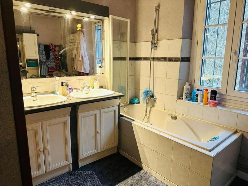 Maison de village - 160 m² - 5 pièces