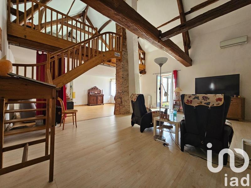 Maison de village - 360 m² - 8 pièces