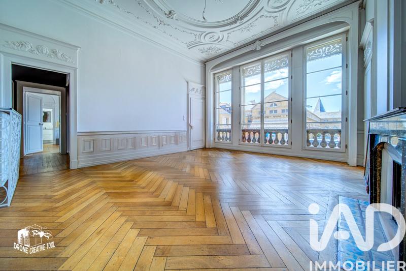 Appartement - 135 m² - 5 pièces