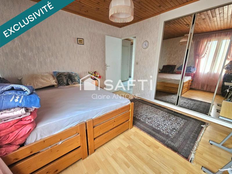 Maison - 99 m² - 5 pièces