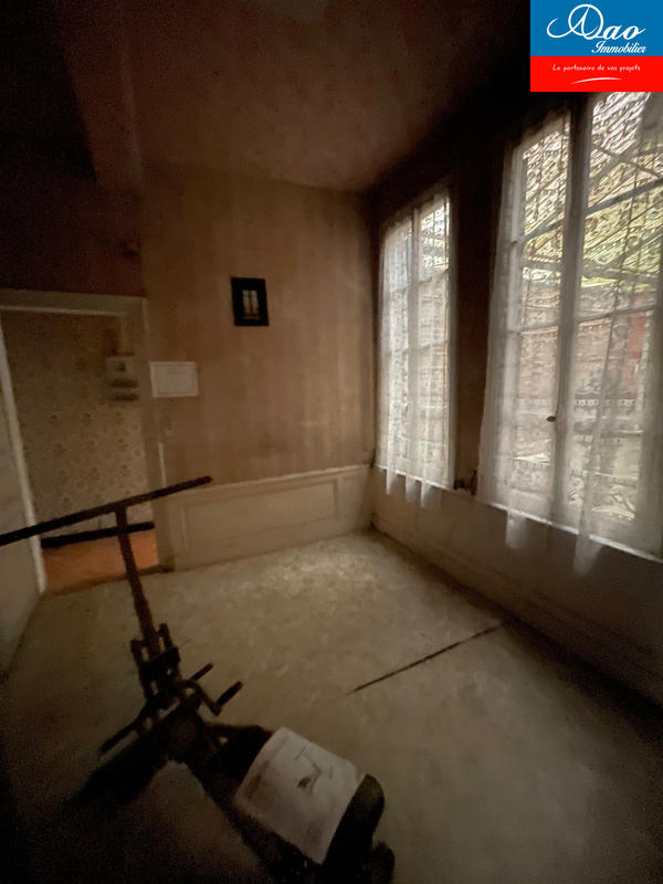 Maison - 92 m² - 5 pièces