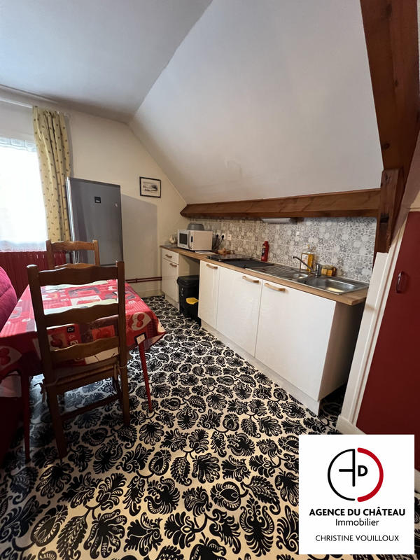 Maison - 245 m² - 11 pièces