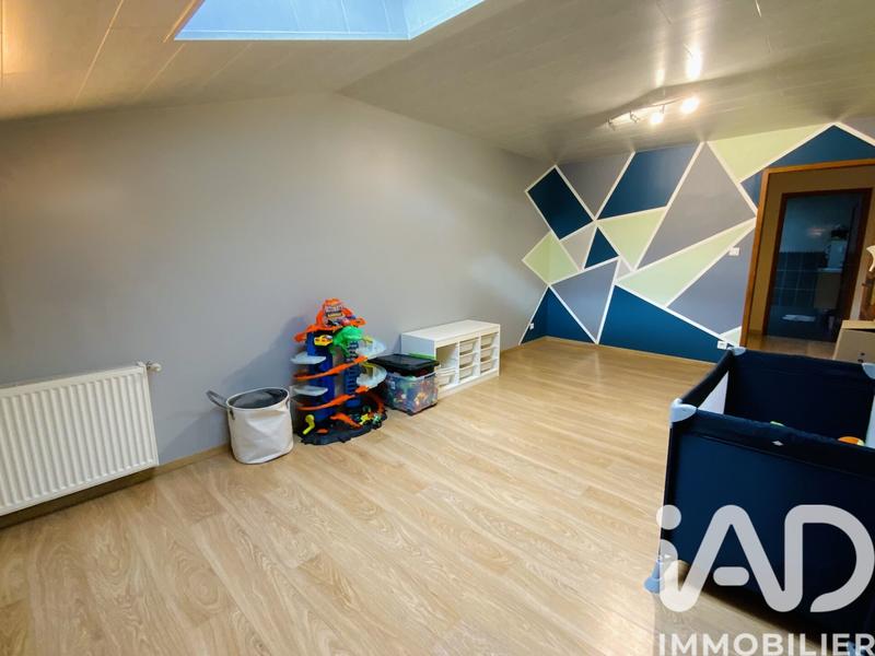 Maison - 211 m² - 6 pièces