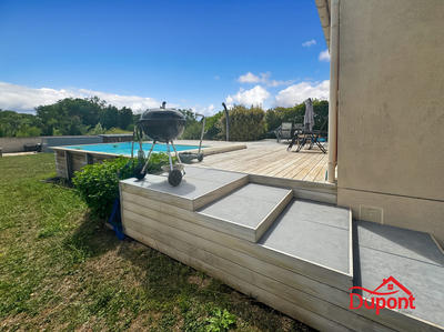 Maison - 92 m² - 5 pièces