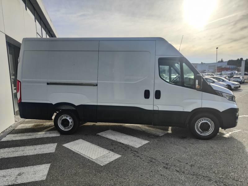 Iveco Daily Fgn 35 s 13 V12 H2 Quad-Leaf Bvm6