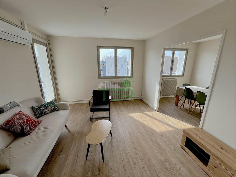 Appartement - 70 m² - 3 pièces