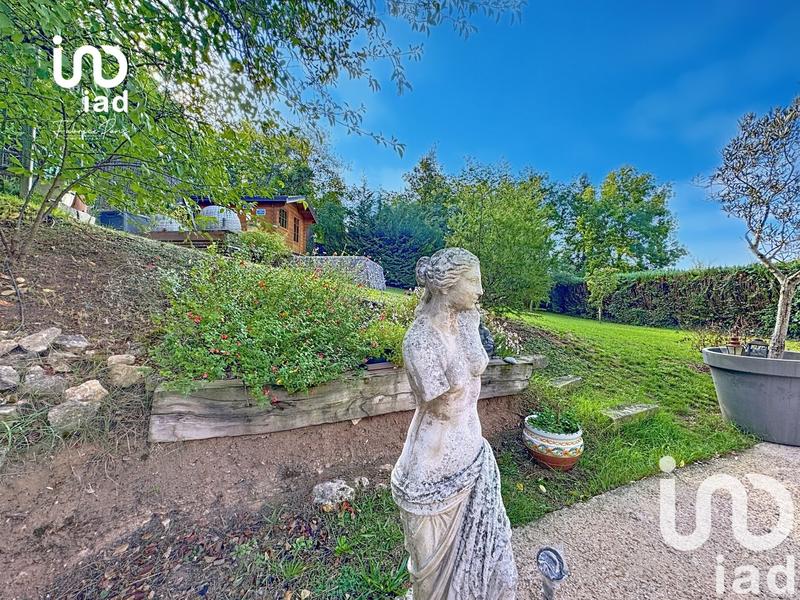 Maison - 137 m² - 6 pièces