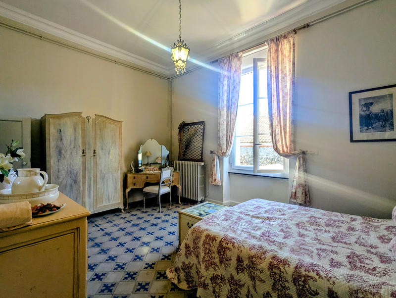 Maison - 170 m² - 7 pièces