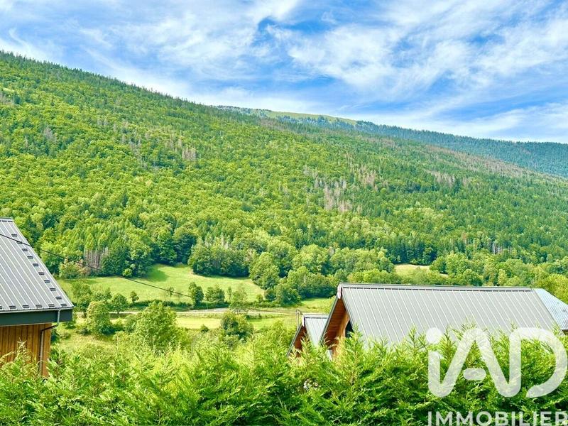 Châlet - 339 m² - 13 pièces