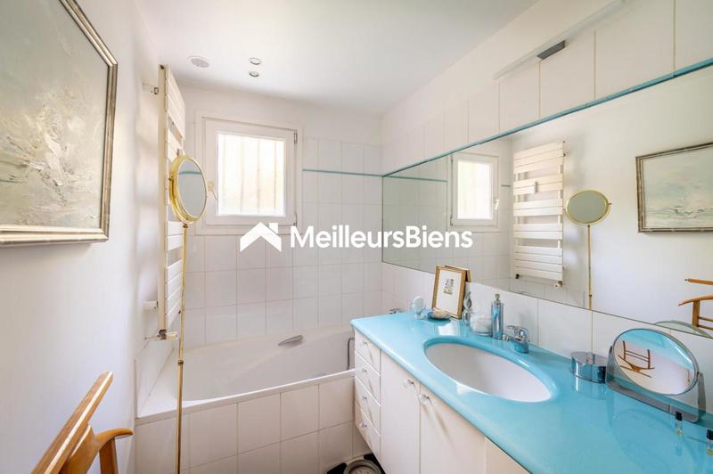 Appartement - 117 m² - 5 pièces