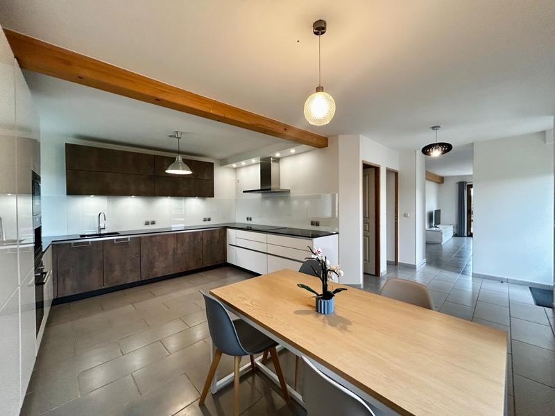 Maison - 190 m² - 6 pièces