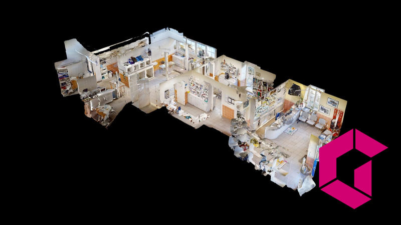 Local commercial - 143 m² - 4 pièces