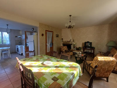 Maison - 90 m² - 7 pièces