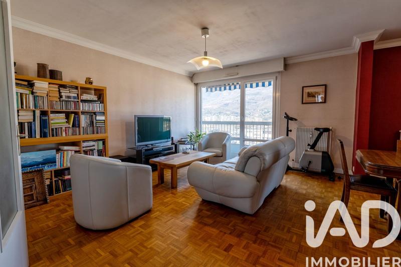 Appartement - 123 m² - 7 pièces