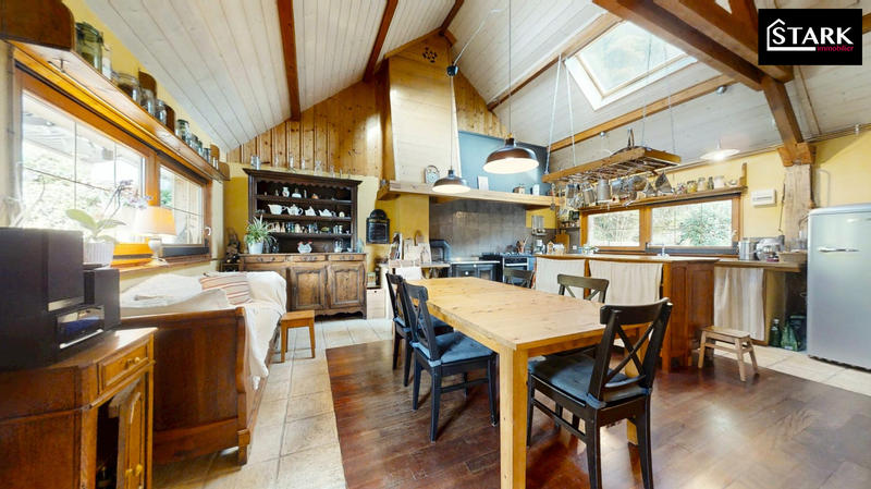 Maison - 172 m² - 7 pièces