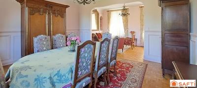 Maison de maîtres - 226 m² - 11 pièces