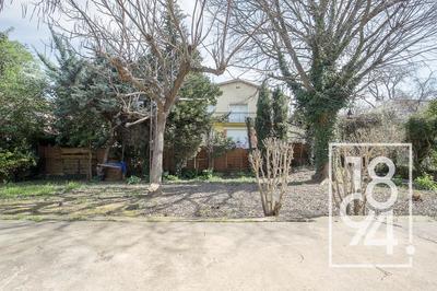 Maison - 181 m² - 6 pièces