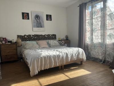 Maison - 164 m² - 8 pièces