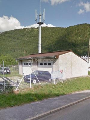 Parking / Garage - 104 m²