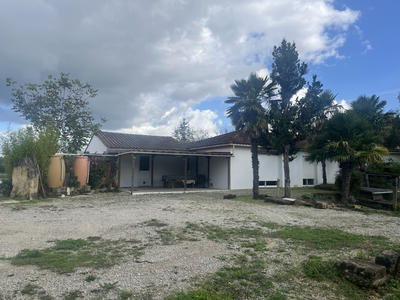 Maison - 110 m² - 4 pièces