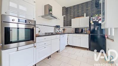 Maison - 89 m² - 5 pièces