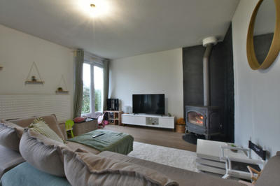 Maison - 121 m² - 6 pièces