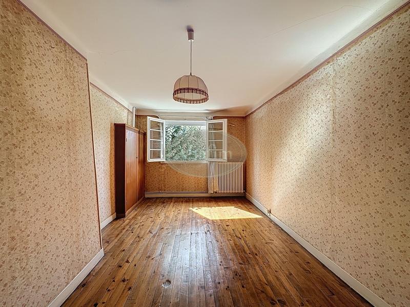 Maison - 142 m² - 6 pièces