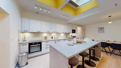 Chambre - 15 m² - 14 pièces