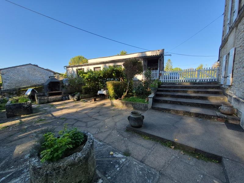 Maison - 139 m² - 6 pièces