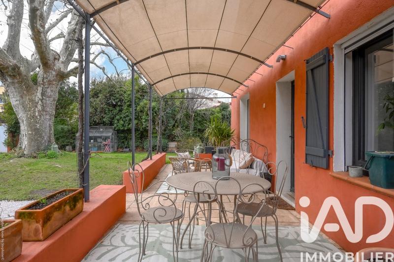 Maison - 228 m² - 6 pièces