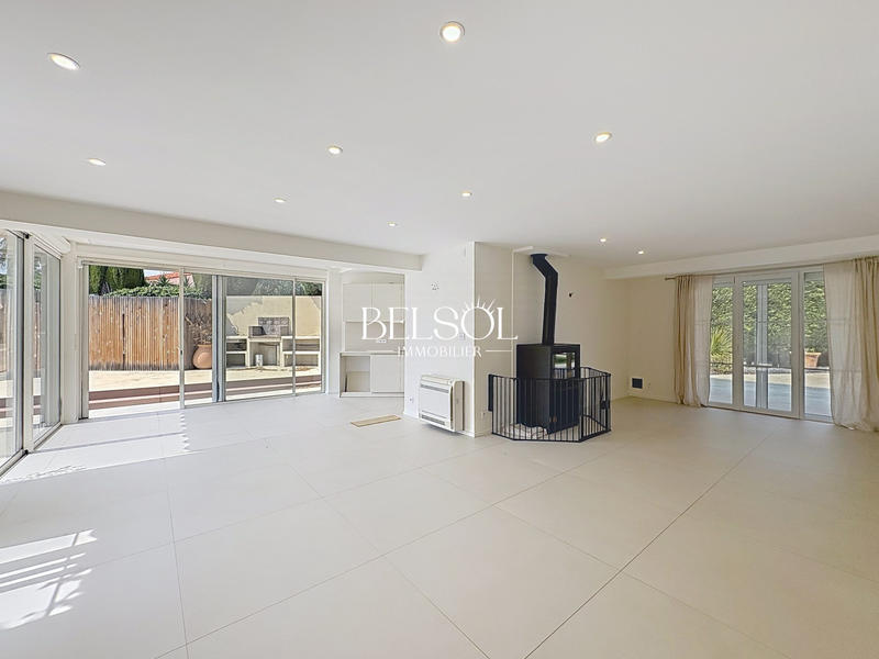 Villa - 148 m² - 5 pièces