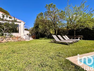 Maison - 180 m² - 7 pièces