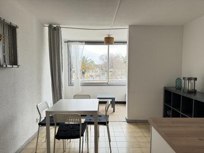 Studio - 24 m² - 1 pièce
