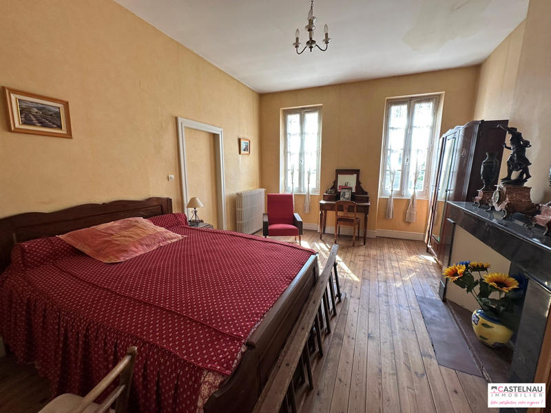 Maison - 174 m² - 6 pièces